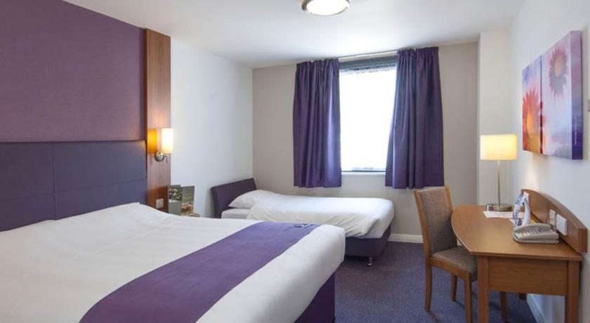 Premier Inn Basingstoke West Kamer foto